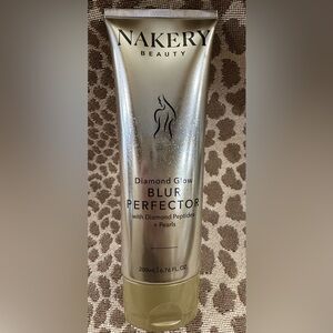 Nakery Beauty Diamond Glow Blur Perfector w/ Diamond Peptides & Pearls~6.76oz